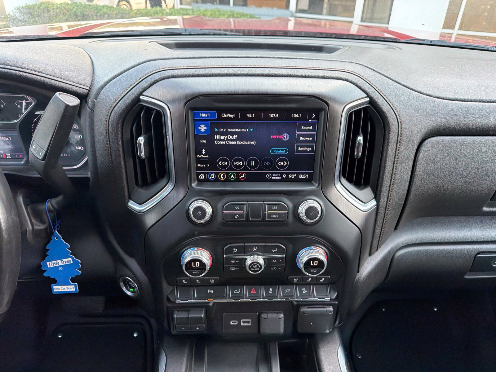 Used 2022 GMC Sierra 2500 AT4 w/ AT4 Preferred Package AWD/4WD image 10
