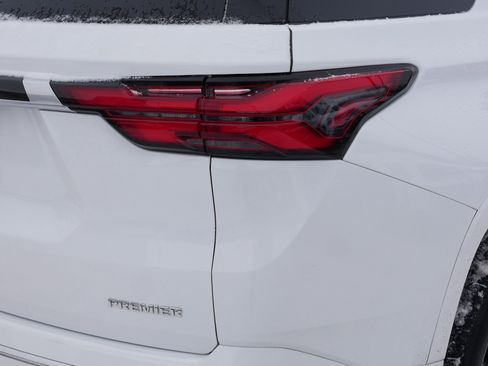 Used 2023 Chevrolet Traverse Premier w/ LPO, Floor Liner Package image 17