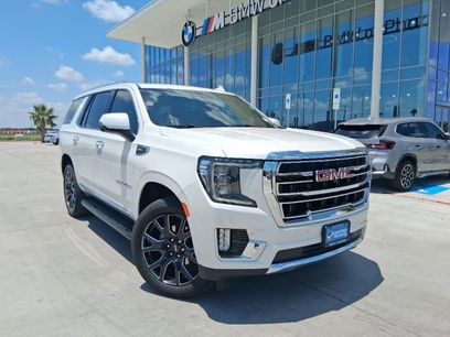 Used 2024 GMC Yukon SLT w/ SLT Luxury Package