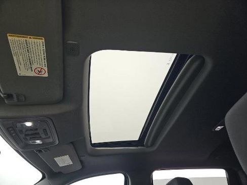 Used 2023 Chevrolet Silverado 2500 LTZ w/ LTZ Convenience Package image 16