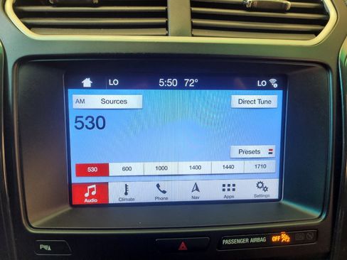 Used 2017 Ford Explorer XLT w/ Equipment Group 202A AWD/4WD image 25