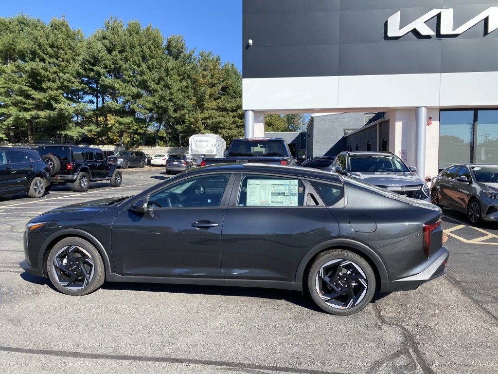 New 2026 Kia K4 EX FWD image 2