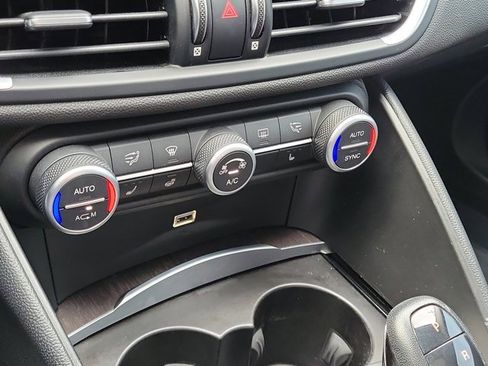 Used 2019 Alfa Romeo Giulia Ti w/ TI Performance Package image 20