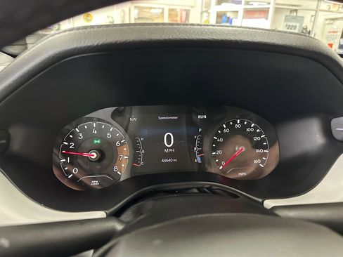 Certified 2023 Jeep Compass Limited w/ Elite Group image 18