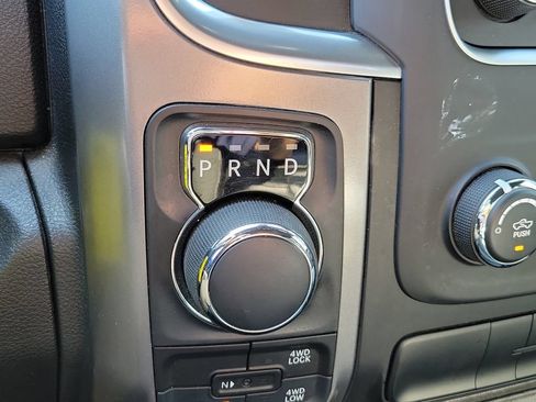 Used 2024 RAM 1500 Warlock AWD/4WD image 33