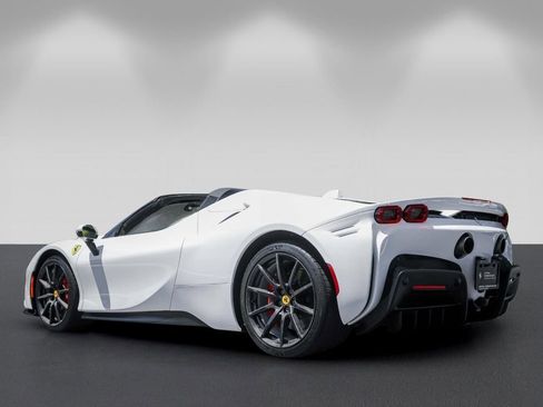 Certified 2025 Ferrari SF90 Spider AWD/4WD image 7