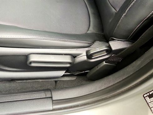 Used 2017 MINI Cooper Clubman FWD image 11
