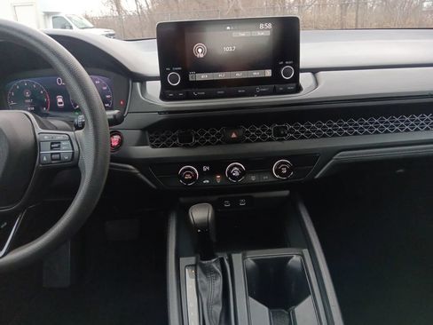 Used 2024 Honda Accord LX image 17