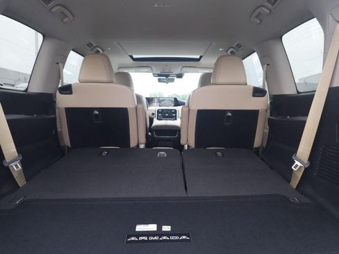 New 2026 Nissan Armada Platinum AWD/4WD image 24