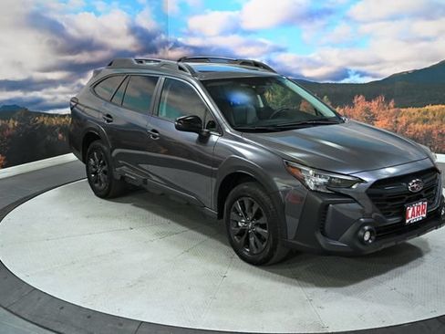 Used 2025 Subaru Outback Onyx Edition AWD/4WD image 2