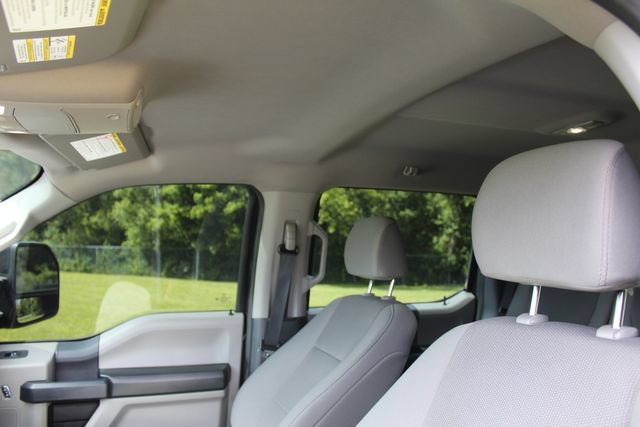 Used 2022 Ford F250 XL w/ STX Appearance Package AWD/4WD image 21