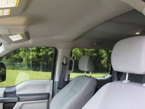 Used 2022 Ford F250 XL w/ STX Appearance Package AWD/4WD image 21