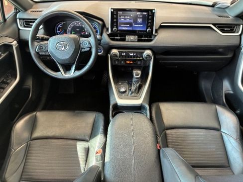 Used 2021 Toyota RAV4 XSE w/ XSE Grade Weather Package AWD/4WD image 19