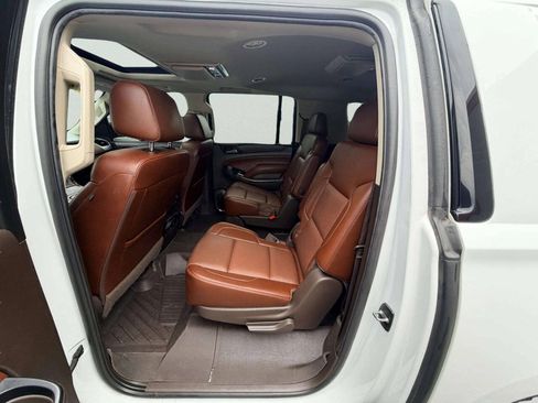 Used 2018 Chevrolet Suburban Premier AWD/4WD image 26