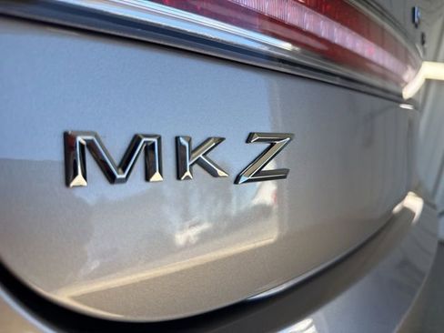Used 2019 Lincoln MKZ Reserve image 28