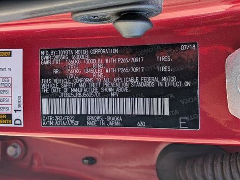 Certified 2018 Toyota 4Runner SR5 AWD/4WD image 25