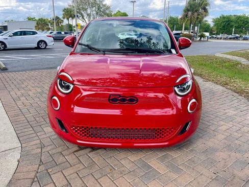 Used 2024 FIAT 500 e (RED) FWD image 9