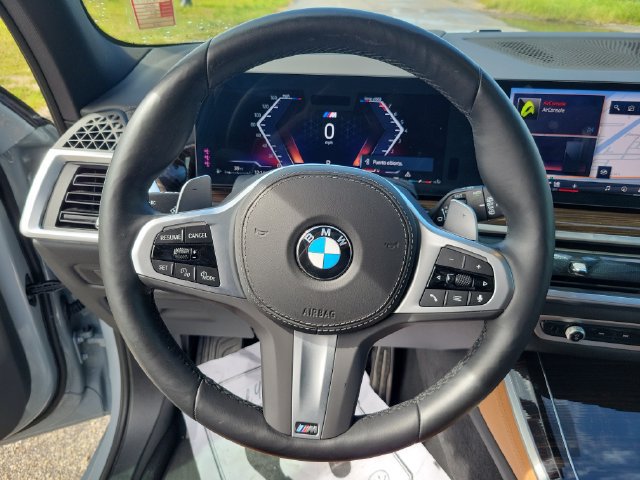 Used 2026 BMW X5 xDrive40i AWD/4WD image 26