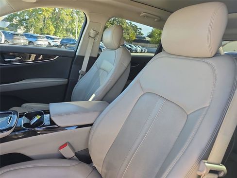 Used 2023 Lincoln Nautilus Reserve w/ Equipment Group 201A image 18