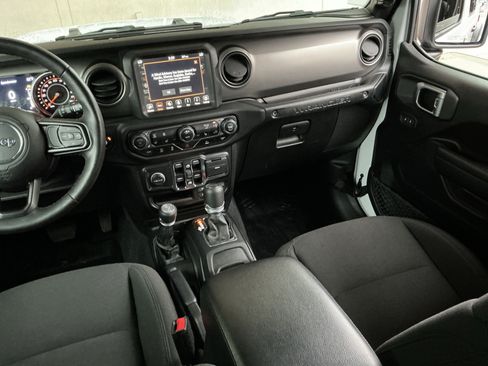 Used 2021 Jeep Wrangler Unlimited Sport image 16