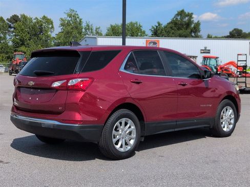 Used 2021 Chevrolet Equinox LT FWD image 3