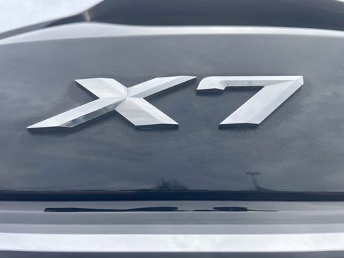 Used 2023 BMW X7 xDrive40i w/ M Sport Package image 36