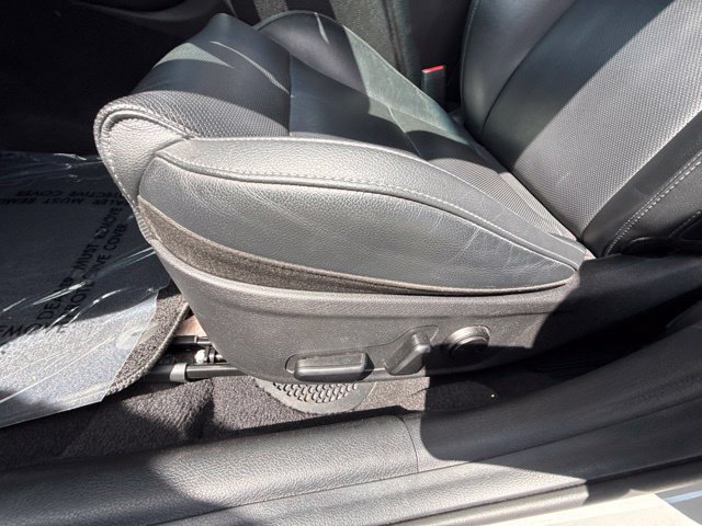 Used 2020 Kia Stinger GT1 RWD image 6