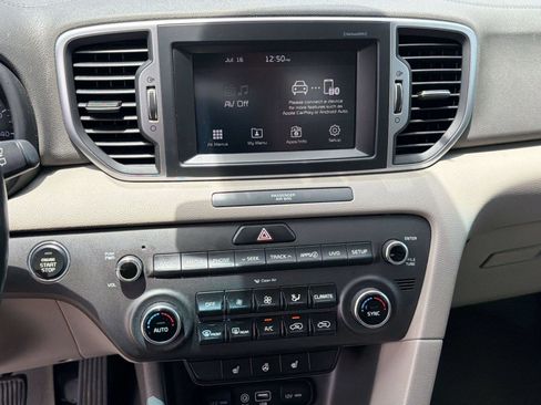 Used 2017 Kia Sportage EX w/ EX Premium Package FWD image 18