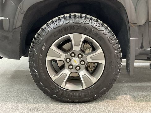 Used 2019 Chevrolet Colorado Z71 AWD/4WD image 29