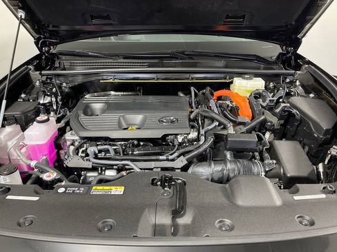 New 2026 Toyota Crown XLE image 9