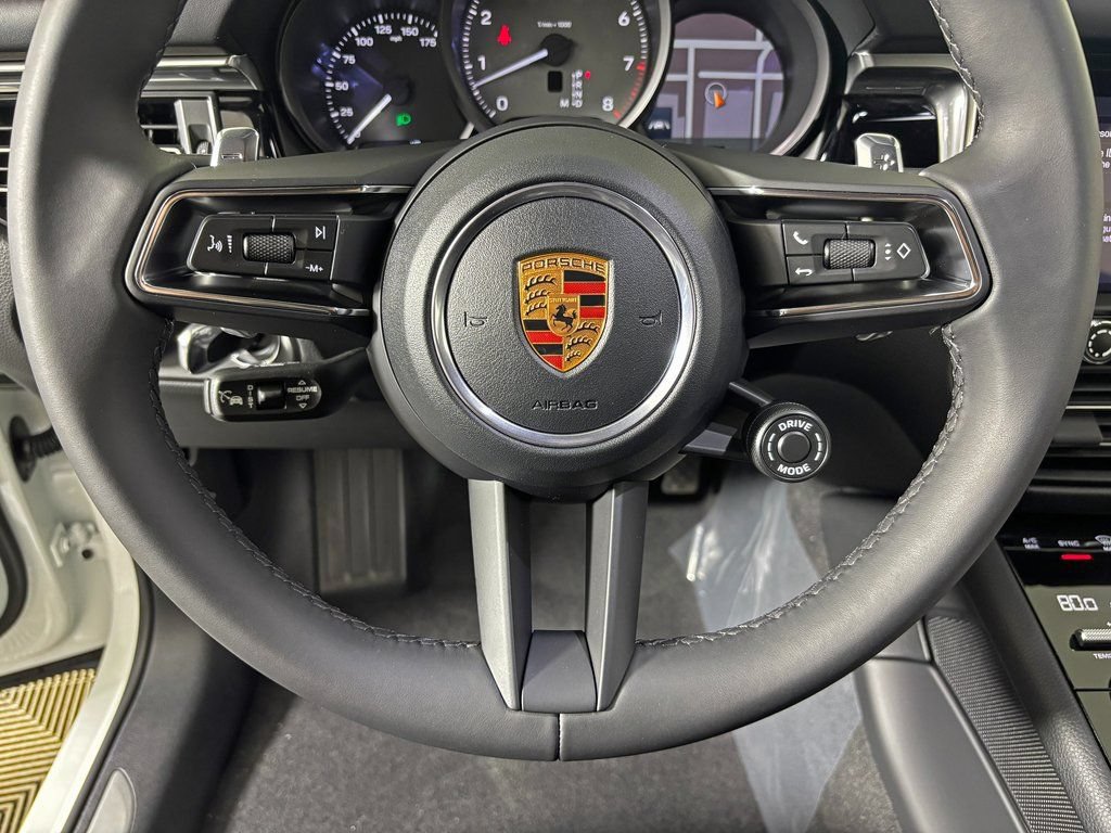 Used 2026 Porsche Macan S AWD/4WD image 21
