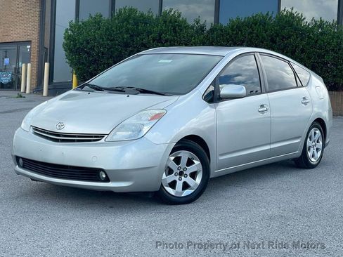Used 2005 Toyota Prius FWD image 1