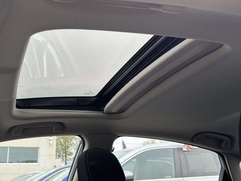 Certified 2018 Honda Civic EX image 17