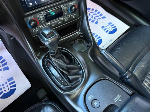 Used 2004 Chevrolet Corvette Convertible w/ Preferred Equipment Group image 50