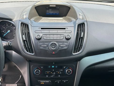 Used 2017 Ford Escape SE AWD/4WD image 14