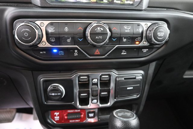 Used 2023 Jeep Wrangler Unlimited Rubicon 4xe w/ Cold Weather Group AWD/4WD image 34