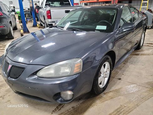 Used 2008 Pontiac Grand Prix image 4