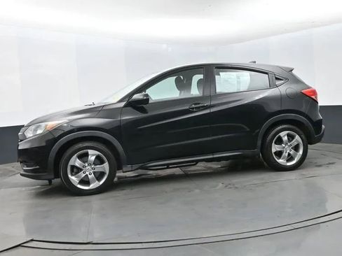 Used 2017 Honda HR-V LX image 5