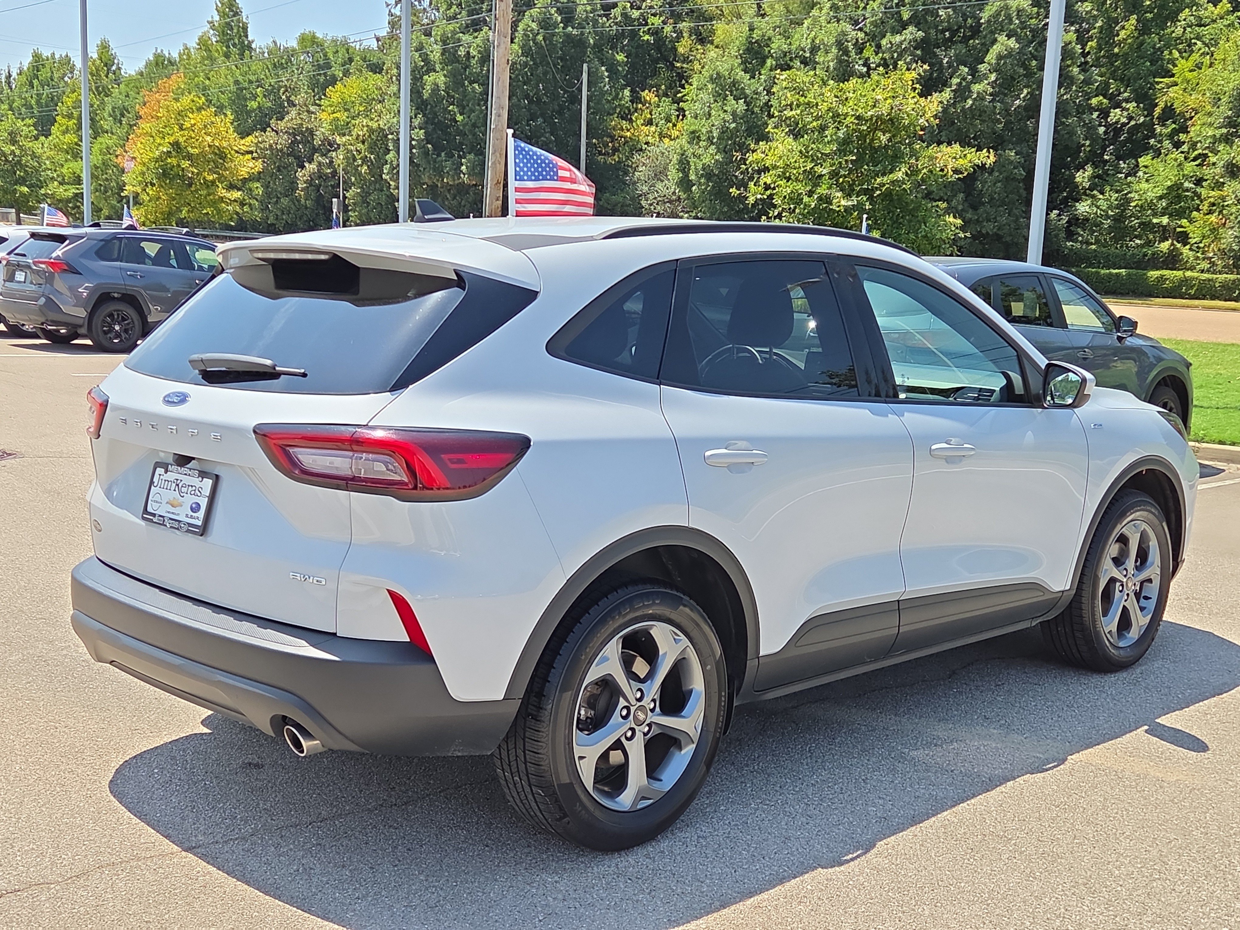 Used 2025 Ford Escape ST-Line Select AWD/4WD image 3