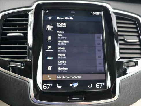 Used 2022 Volvo XC90 T6 Momentum AWD/4WD image 28