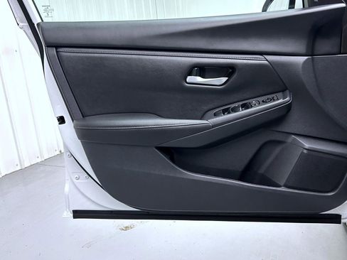 Certified 2025 Nissan Sentra SV w/ All-Weather Package image 9