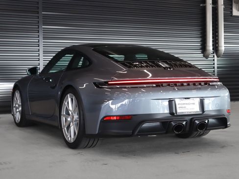 Used 2025 Porsche 911 Carrera 4 GTS image 3