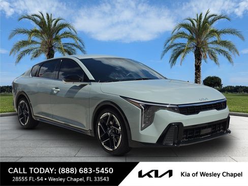Certified 2025 Kia K4 GT-Line FWD image 1