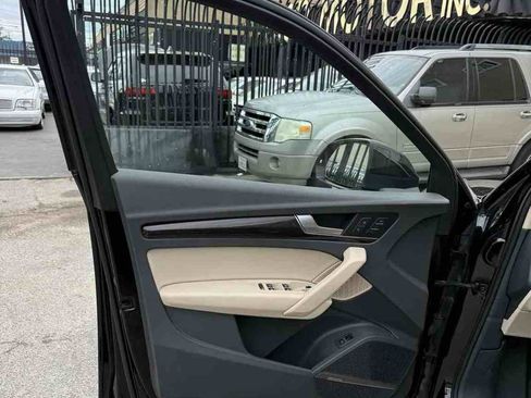 Used 2018 Audi Q5 2.0T Premium Plus w/ Premium Plus Package image 9