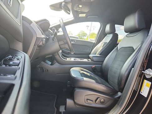 Certified 2023 Ford Edge ST-Line AWD/4WD image 9
