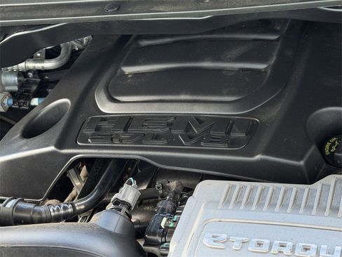 Used 2023 RAM 1500 Laramie image 29