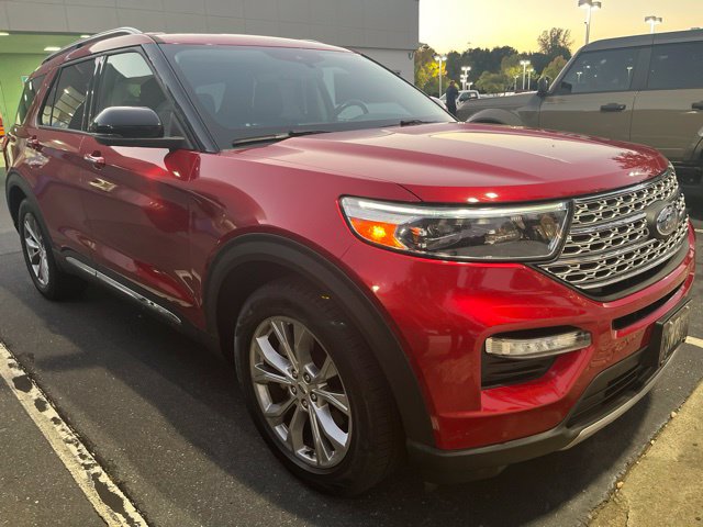 Used 2021 Ford Explorer Limited w/ Equipment Group 301A RWD image 2