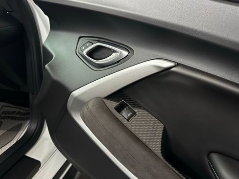 Used 2018 Chevrolet Camaro SS image 23