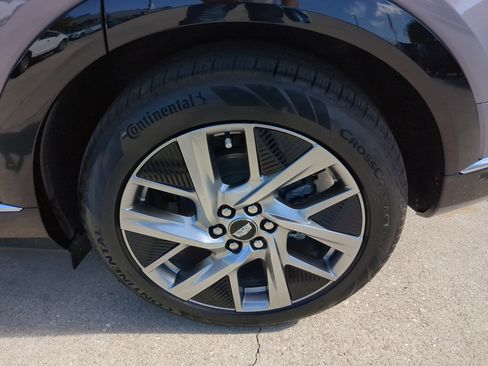 New 2026 Cadillac Optiq Luxury 1 w/ LPO, Floor Liner Package RWD image 35