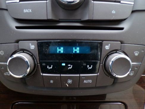 Used 2011 Buick Regal CXL w/ RL4 Preferred Equipment Group image 28